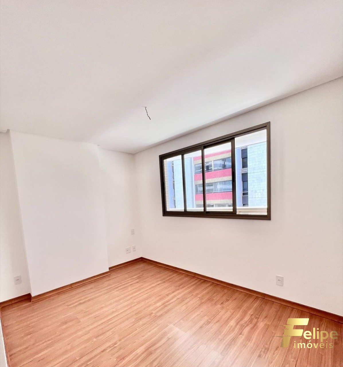 Apartamento à venda com 3 quartos, 95m² - Foto 8