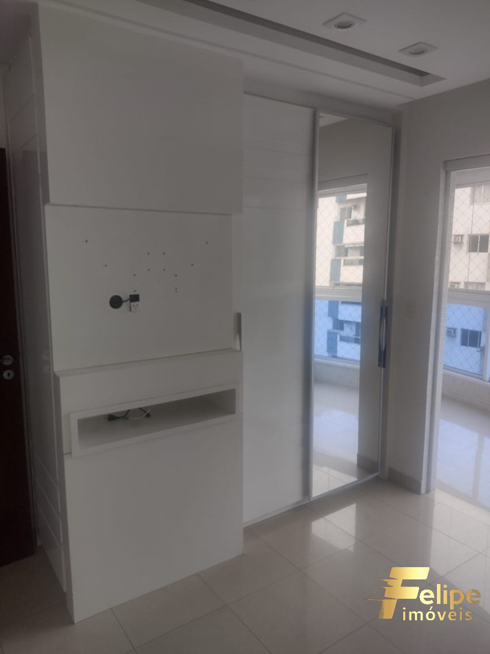 Apartamento à venda com 3 quartos, 135m² - Foto 9