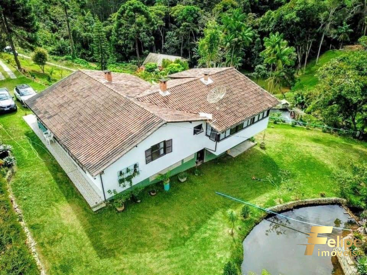Sítio, 5 quartos, 4 m² - Foto 1