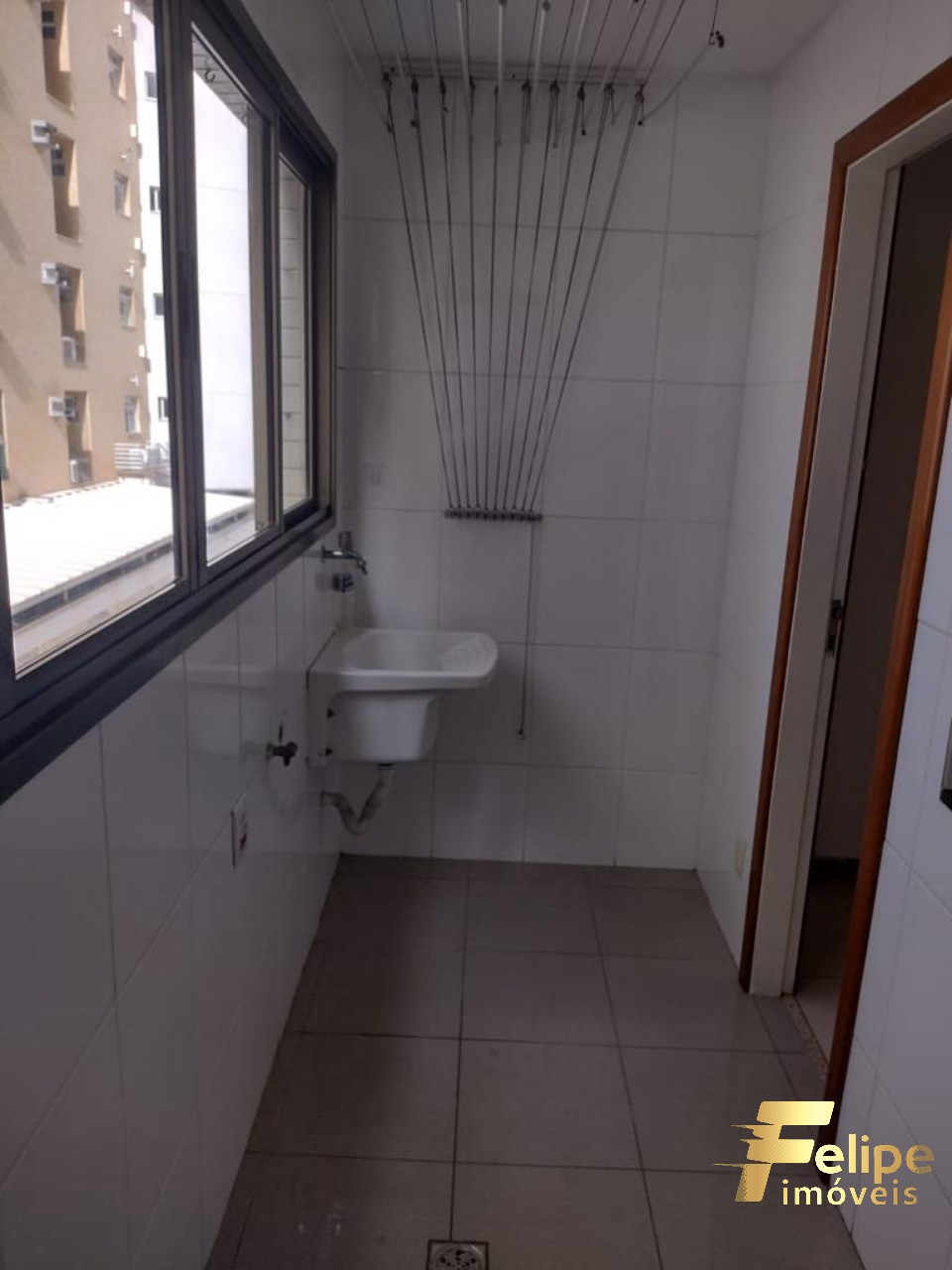 Apartamento à venda com 3 quartos, 135m² - Foto 15