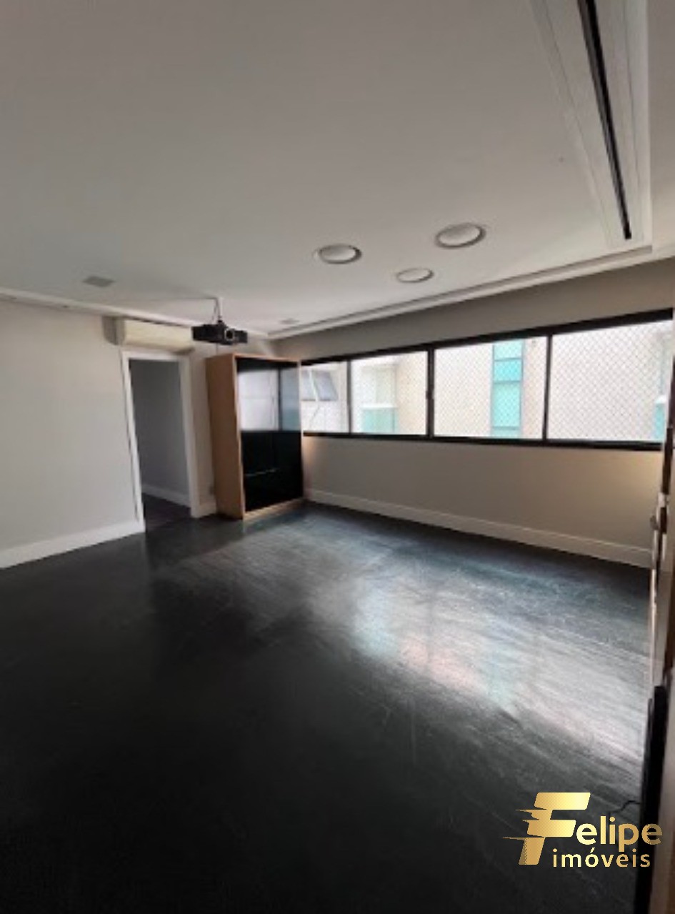 Apartamento à venda com 4 quartos, 327m² - Foto 18