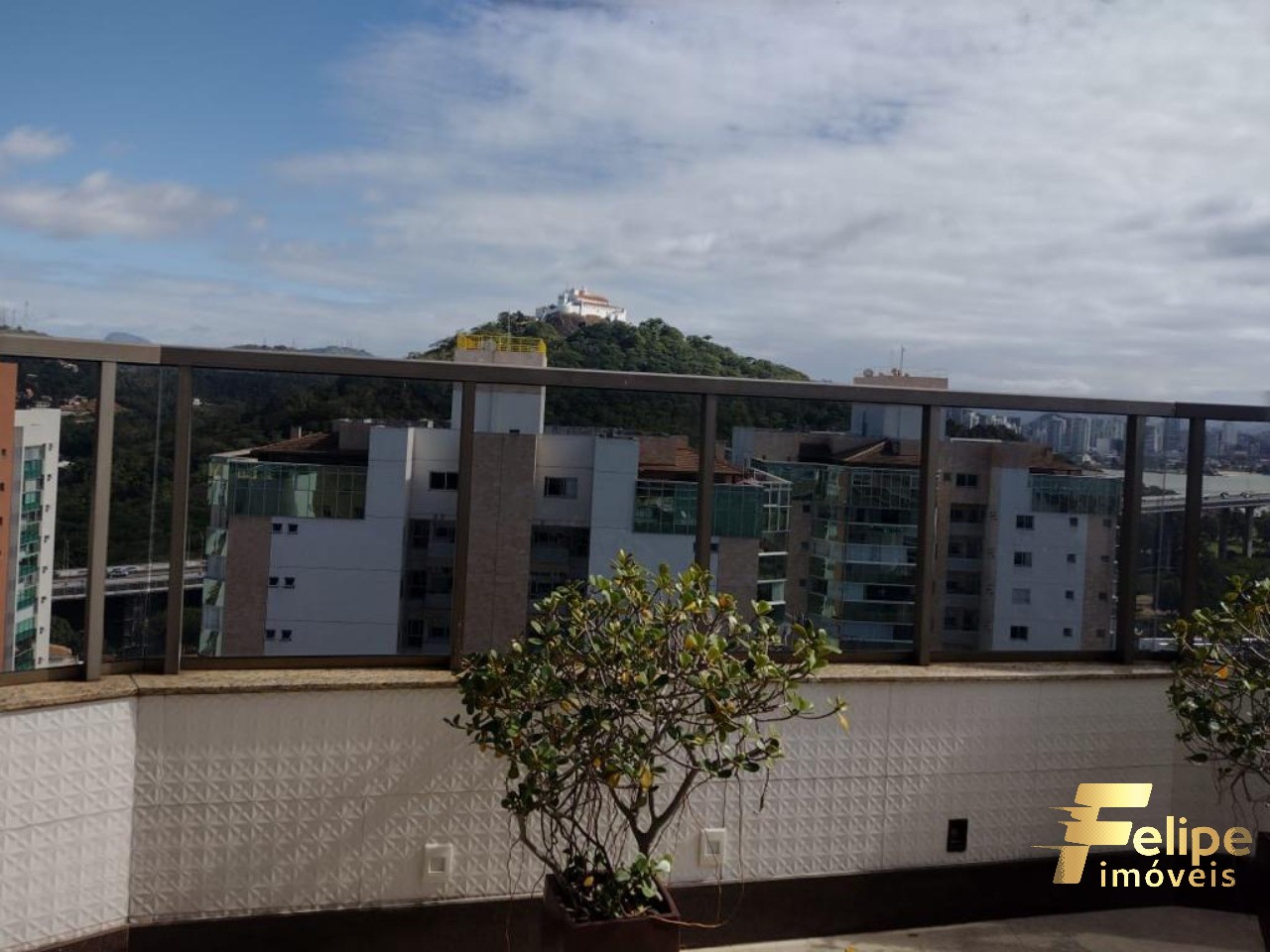 Apartamento à venda com 3 quartos, 135m² - Foto 5