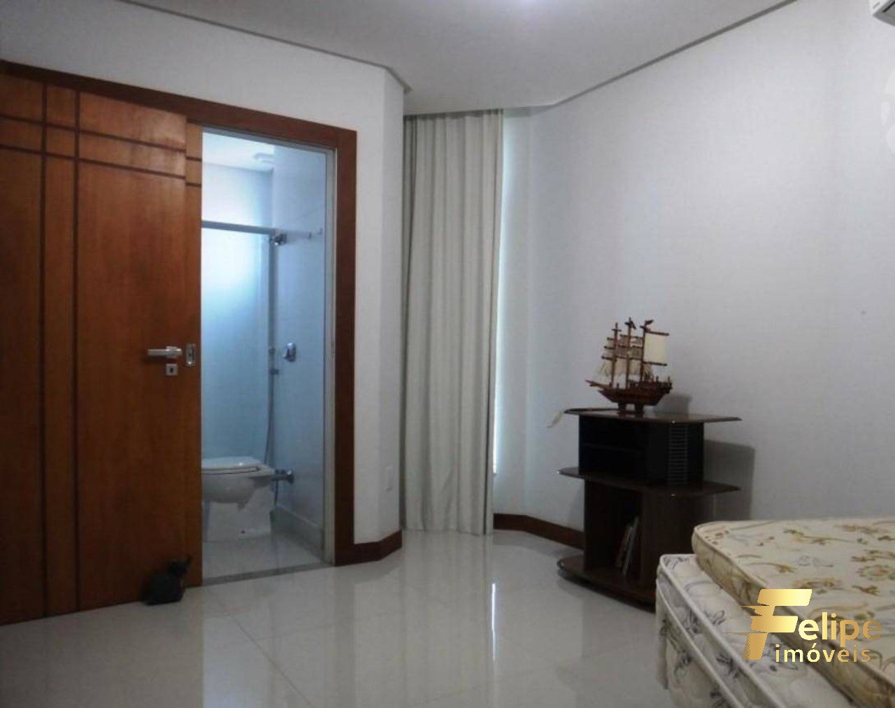 Apartamento à venda com 4 quartos, 235m² - Foto 7