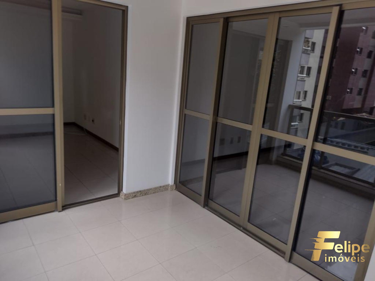 Apartamento à venda com 3 quartos, 135m² - Foto 26