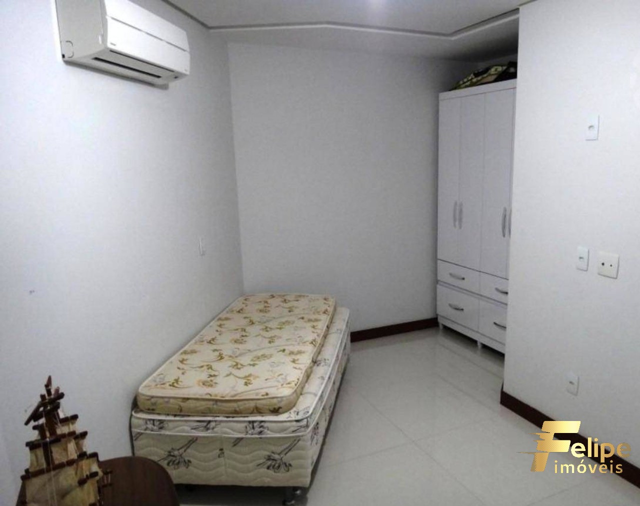 Apartamento à venda com 4 quartos, 235m² - Foto 9