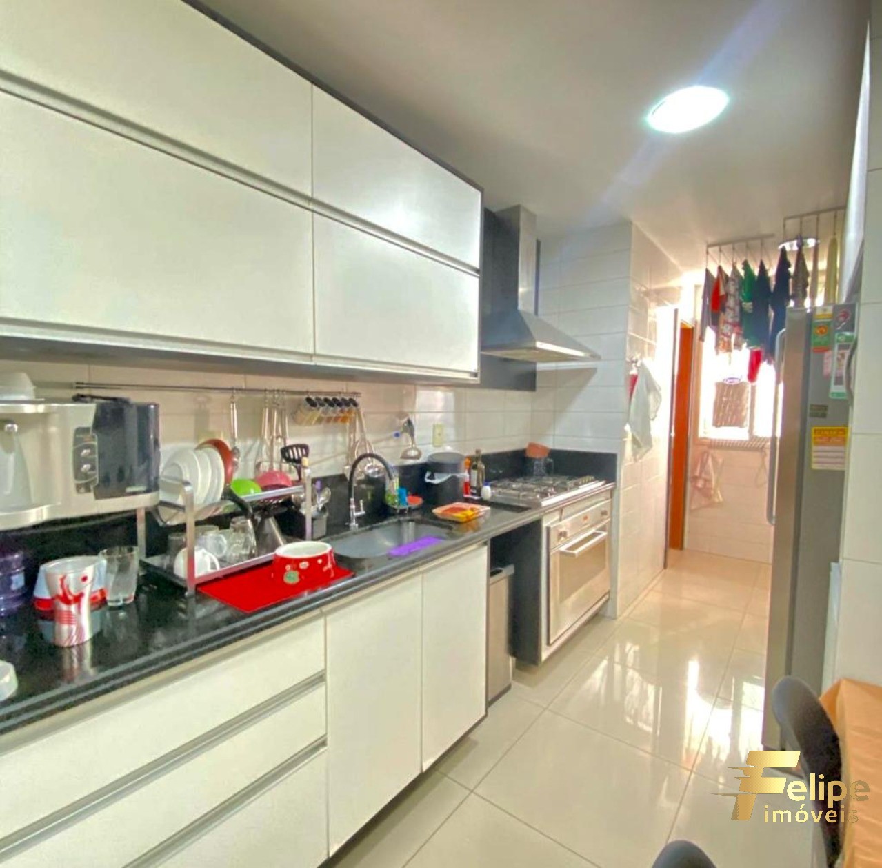 Apartamento à venda com 4 quartos, 167m² - Foto 3