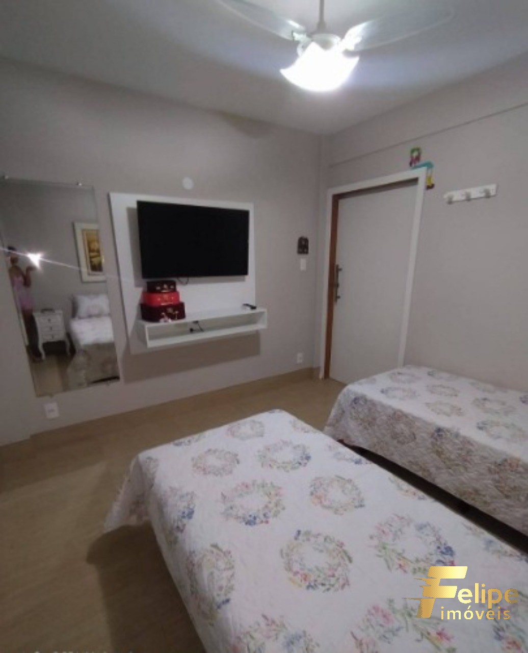 Apartamento à venda com 3 quartos, 125m² - Foto 4