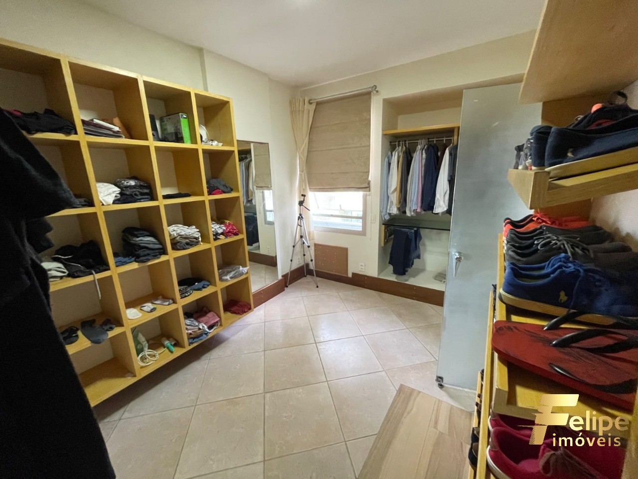 Apartamento à venda com 3 quartos, 165m² - Foto 3