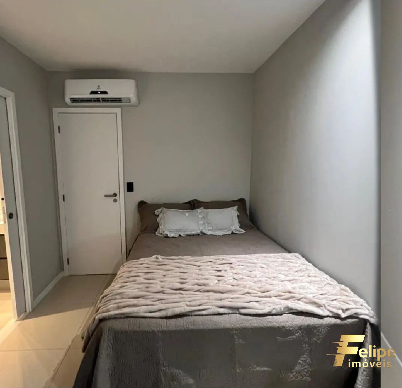 Apartamento à venda com 3 quartos, 100m² - Foto 3