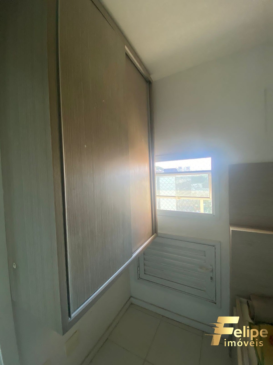 Apartamento à venda com 4 quartos, 140m² - Foto 17