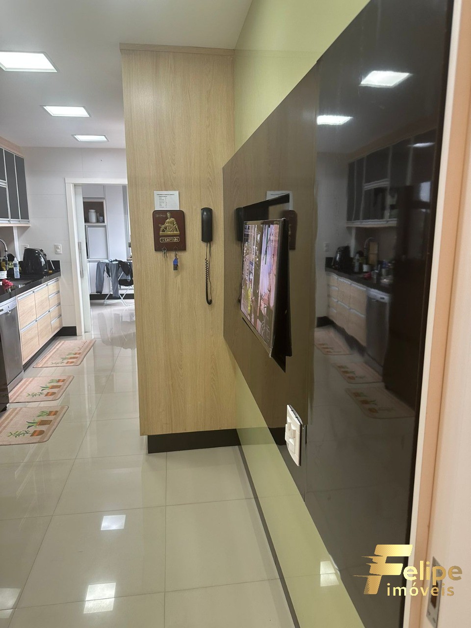 Apartamento à venda com 3 quartos, 190m² - Foto 6