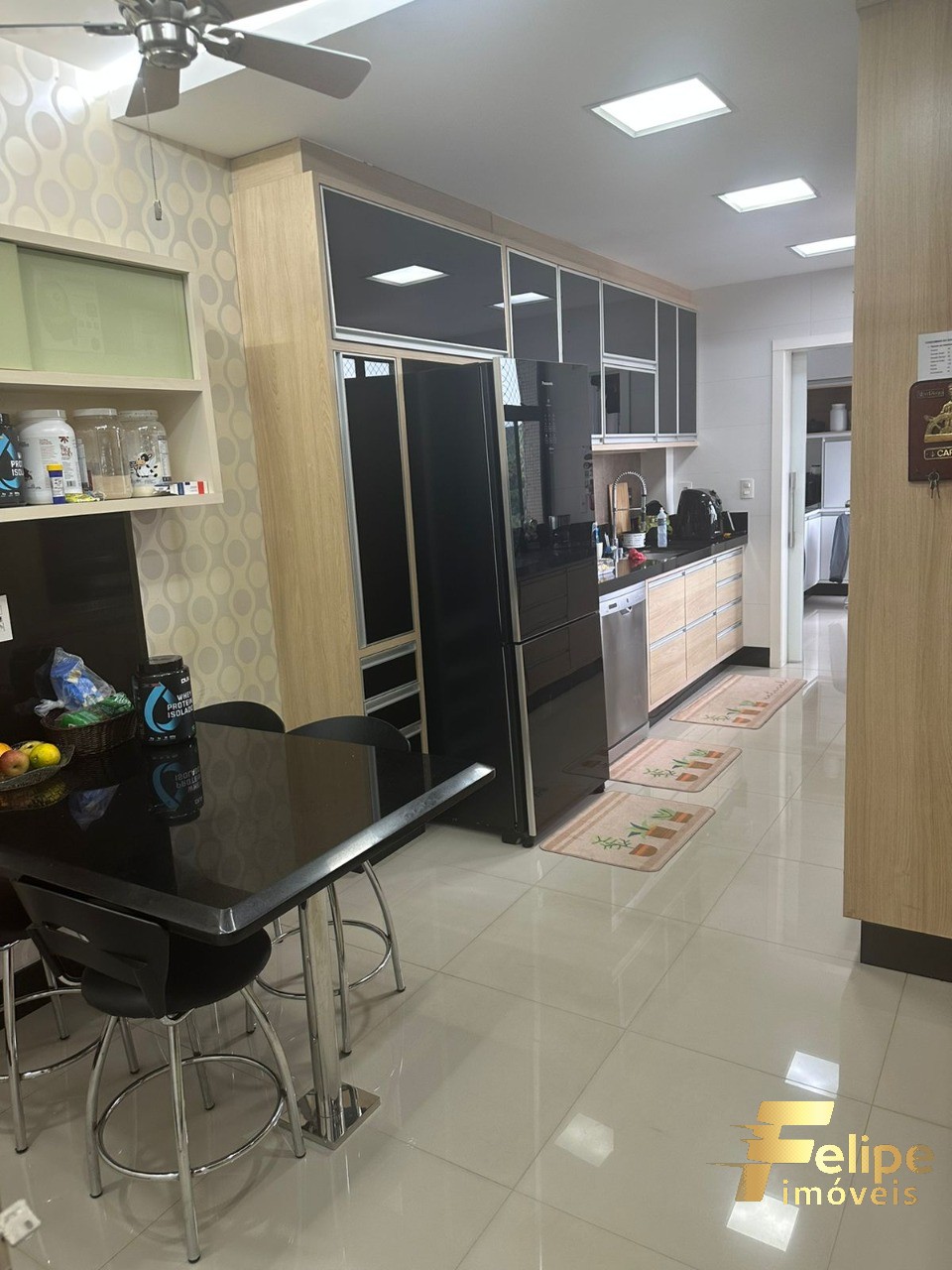 Apartamento à venda com 3 quartos, 190m² - Foto 8