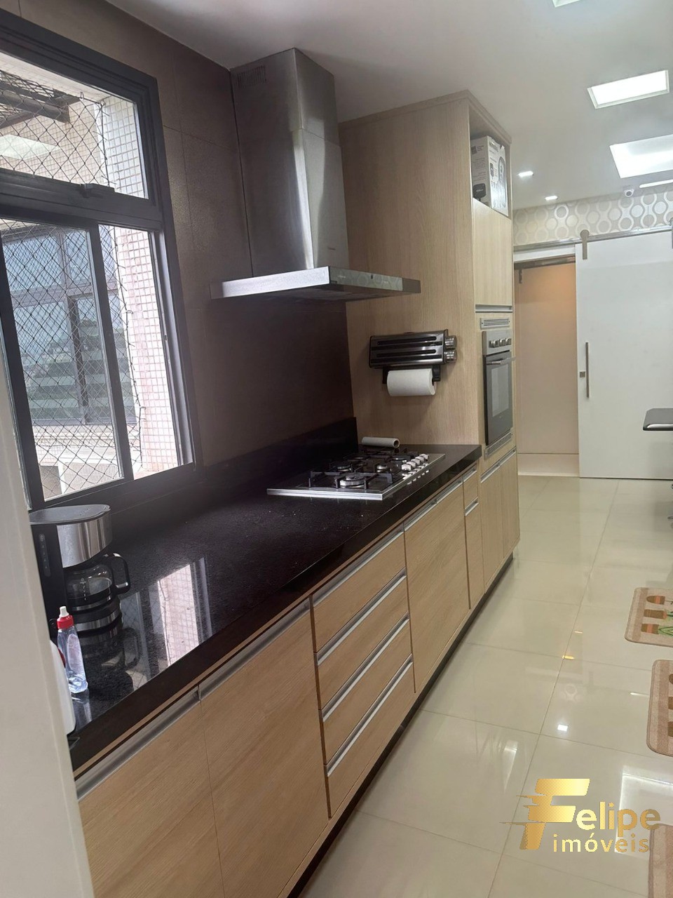 Apartamento à venda com 3 quartos, 190m² - Foto 5