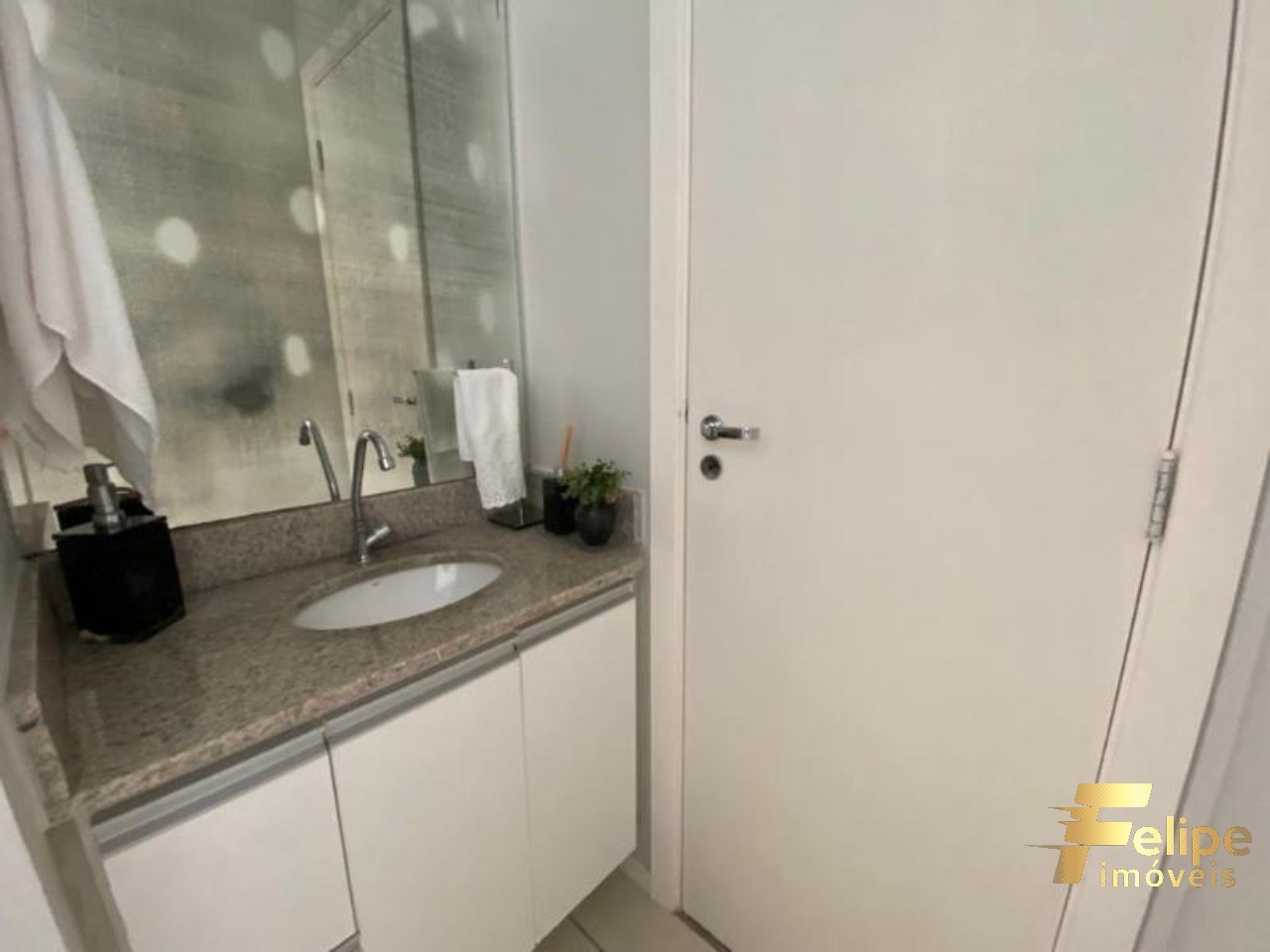 Apartamento à venda com 2 quartos, 60m² - Foto 3