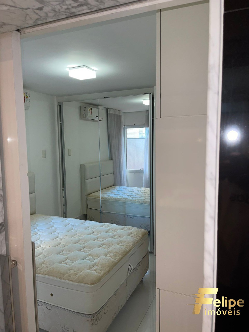 Apartamento à venda com 3 quartos, 157m² - Foto 17