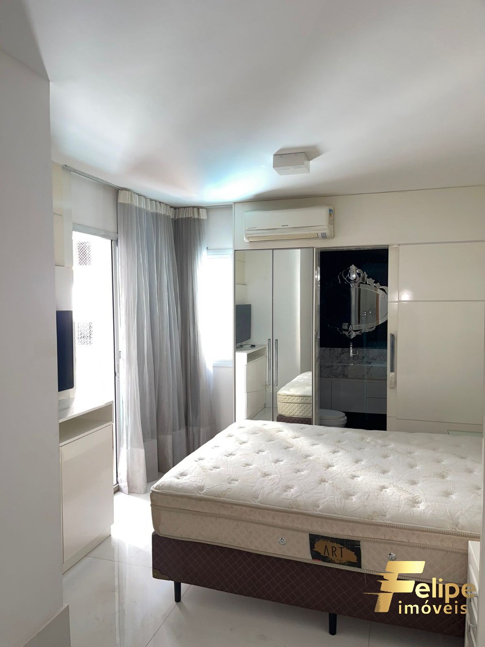 Apartamento à venda com 3 quartos, 157m² - Foto 4