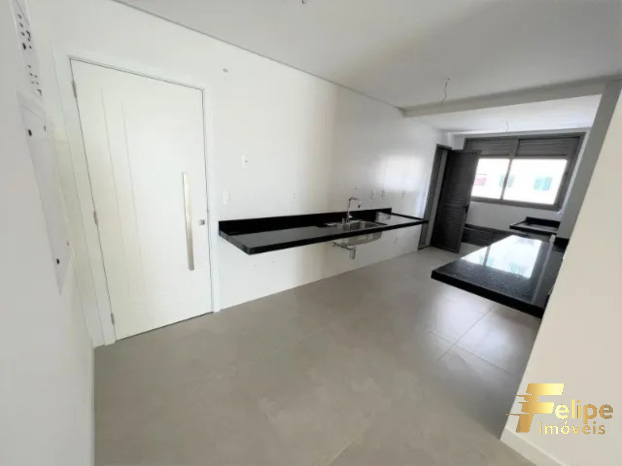 Apartamento à venda com 4 quartos, 142m² - Foto 18