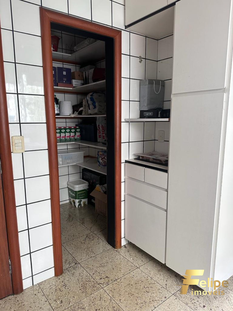 Apartamento à venda com 4 quartos, 177m² - Foto 5