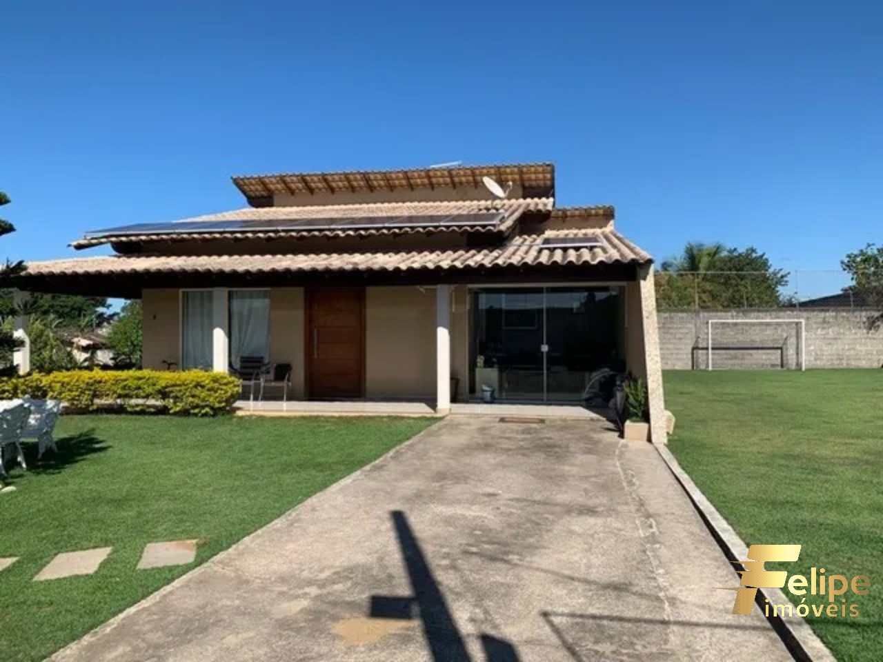 Casa à venda com 3 quartos, 250m² - Foto 3