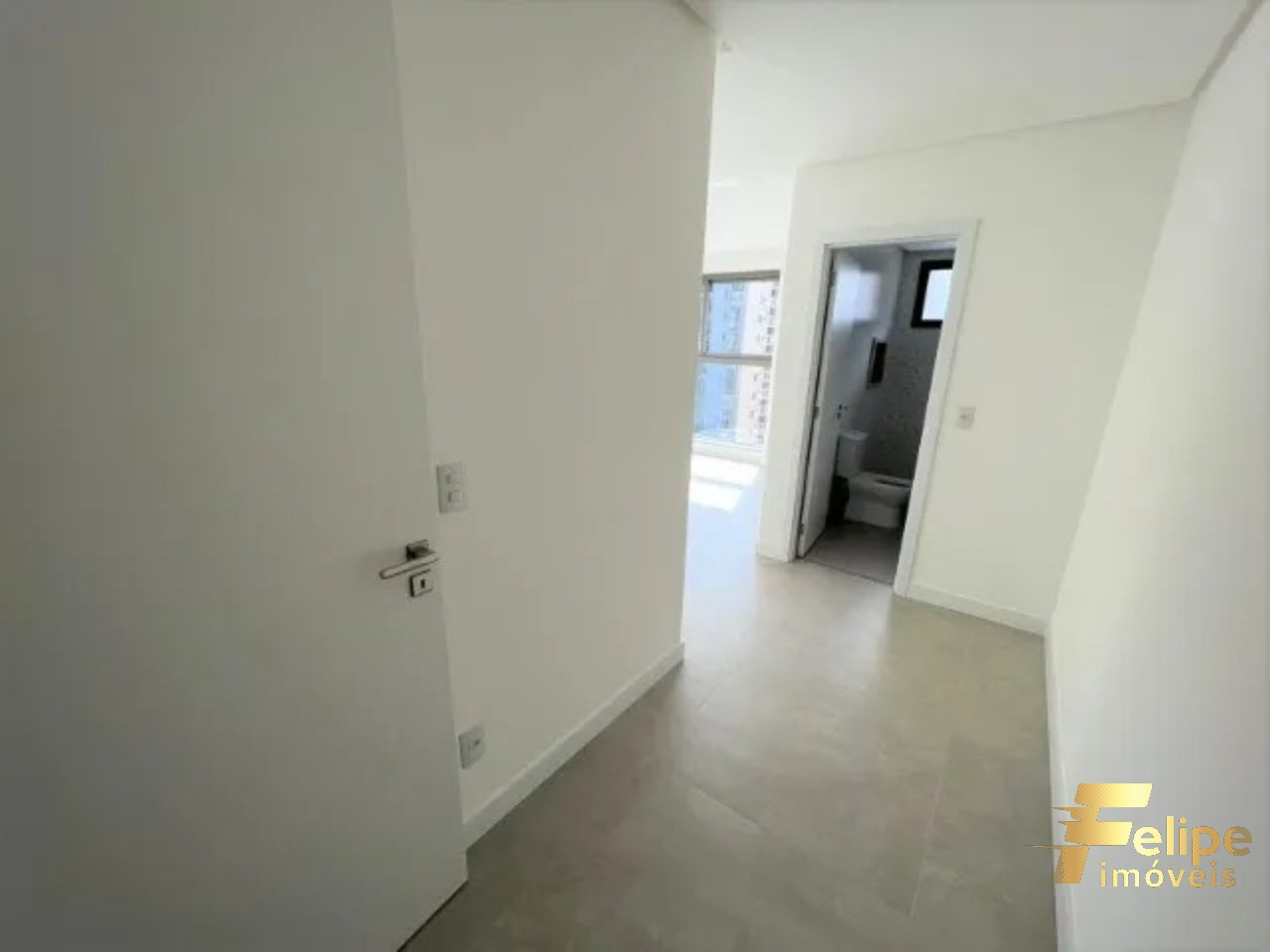 Apartamento à venda com 4 quartos, 142m² - Foto 9