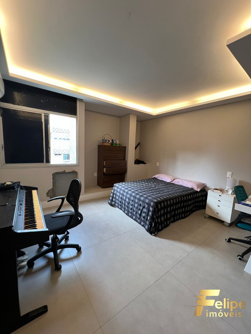 Cobertura à venda com 4 quartos, 300m² - Foto 11