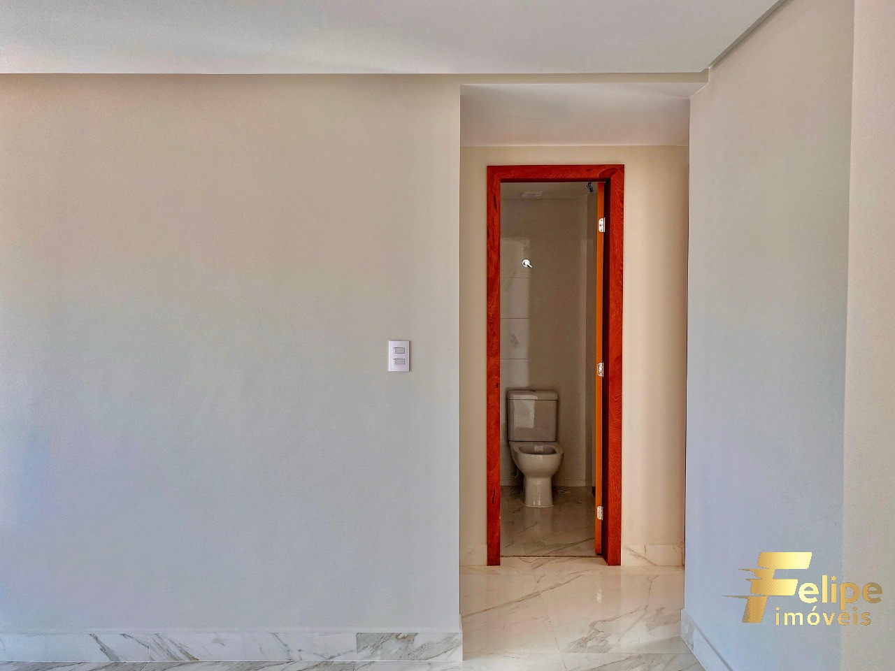 Apartamento à venda com 2 quartos, 75m² - Foto 11