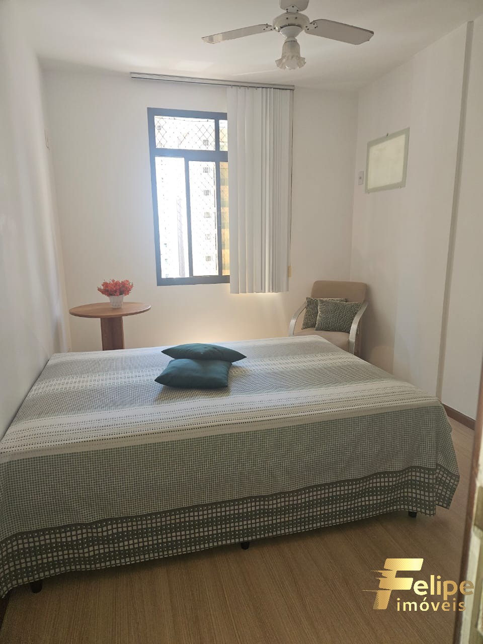 Apartamento à venda com 3 quartos, 130m² - Foto 4