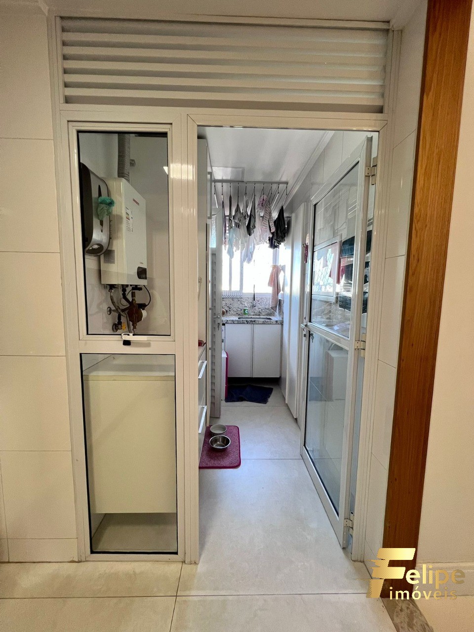 Apartamento à venda com 3 quartos, 100m² - Foto 12