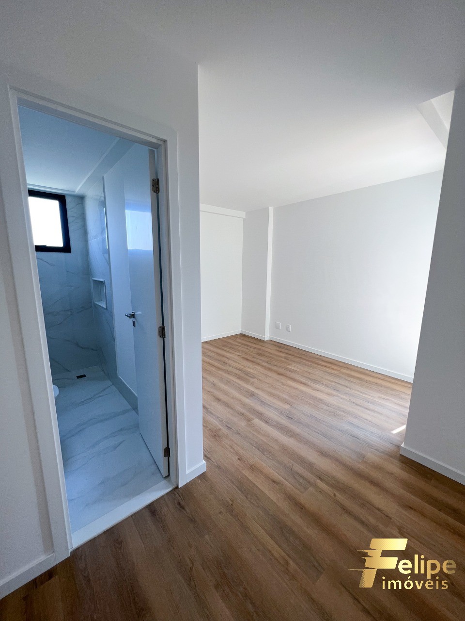 Apartamento à venda com 3 quartos, 135m² - Foto 10