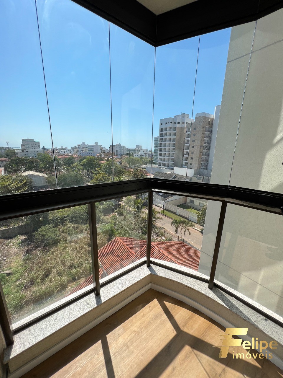 Apartamento à venda com 3 quartos, 135m² - Foto 12