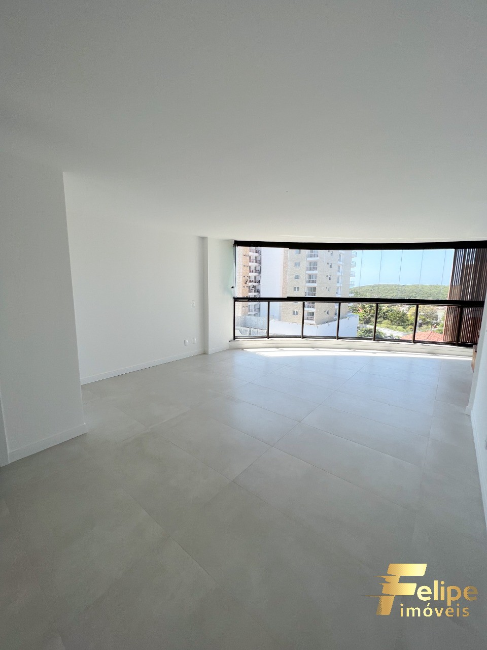 Apartamento à venda com 3 quartos, 135m² - Foto 30