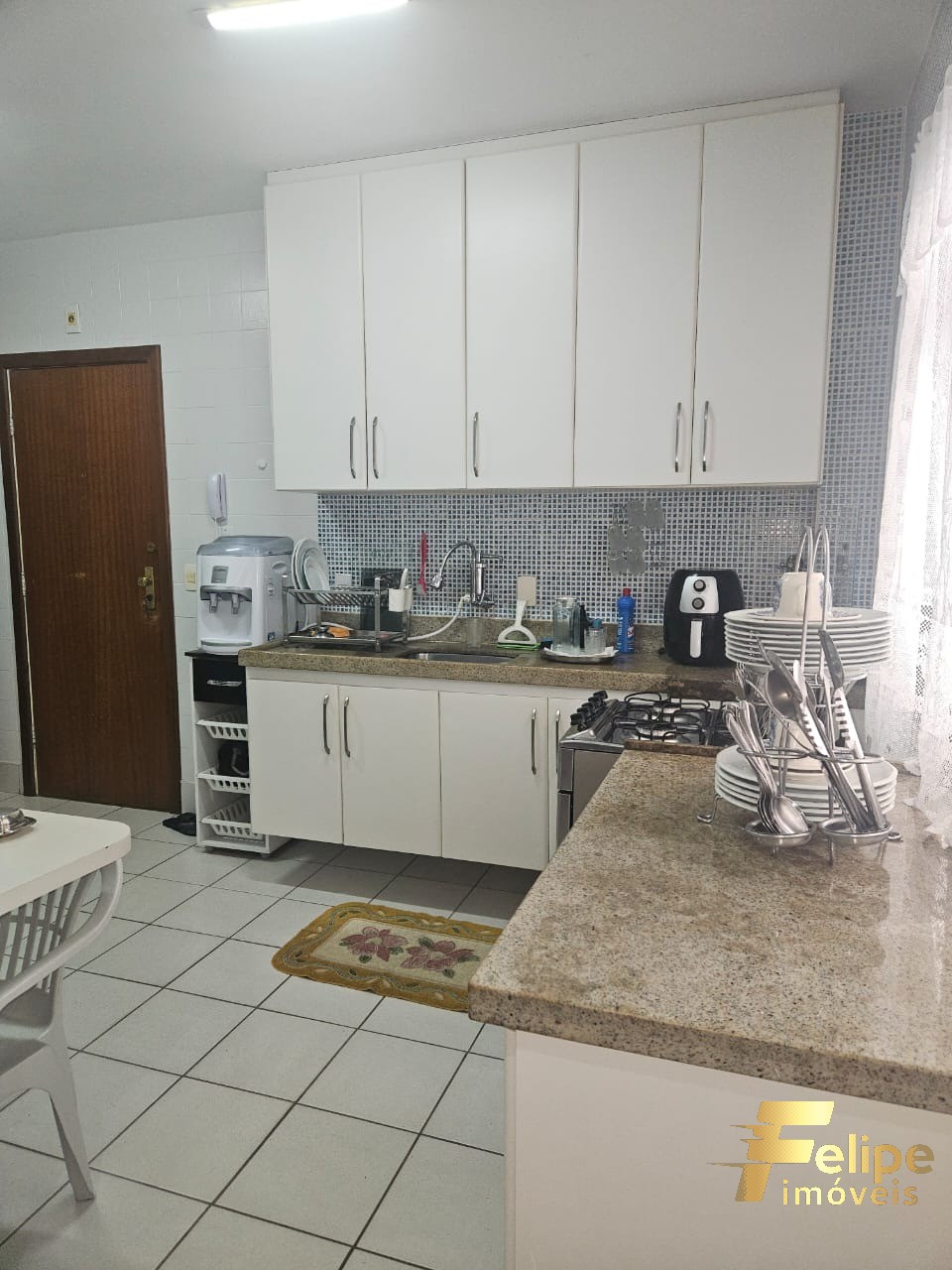 Apartamento à venda com 3 quartos, 130m² - Foto 10