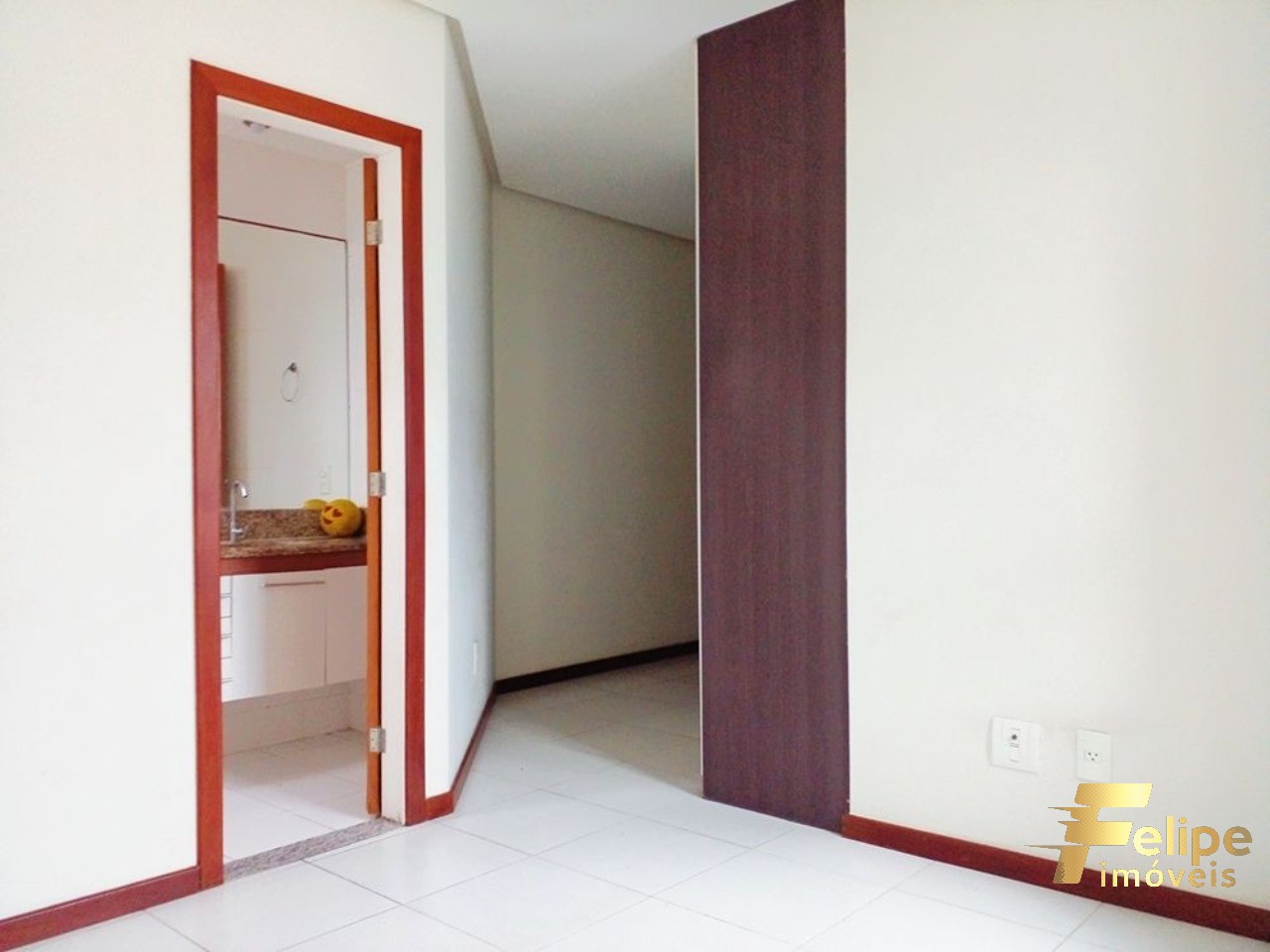 Apartamento à venda com 3 quartos, 103m² - Foto 4