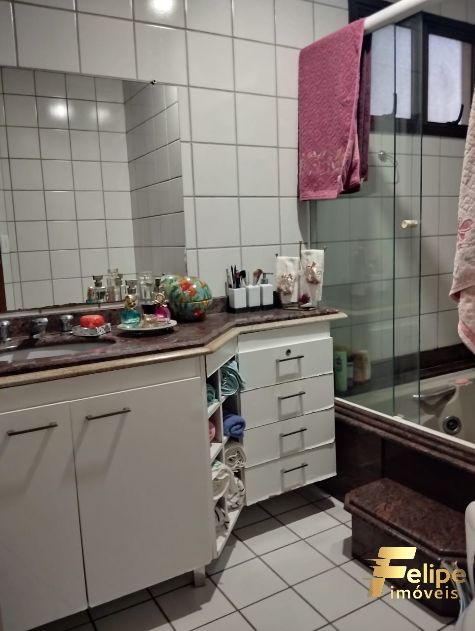 Apartamento à venda com 3 quartos, 117m² - Foto 8