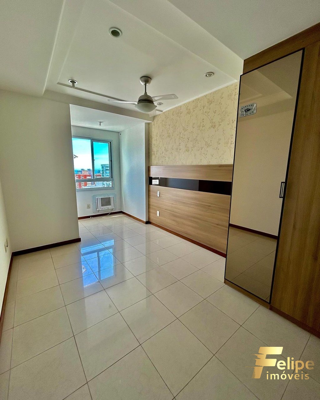 Apartamento à venda com 4 quartos, 150m² - Foto 3