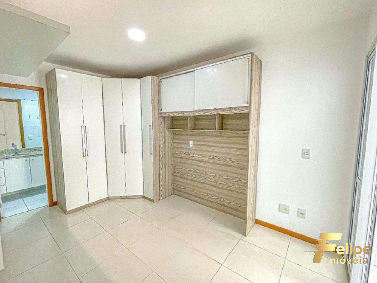 Apartamento à venda com 3 quartos, 80m² - Foto 4