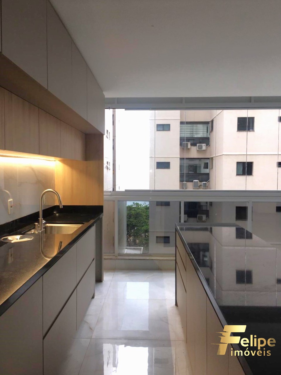 Apartamento à venda com 3 quartos, 115m² - Foto 3