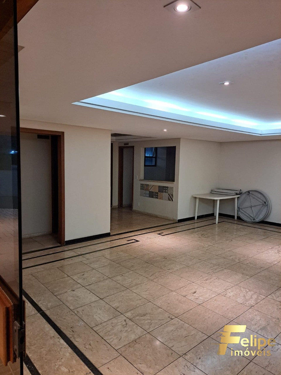 Apartamento à venda com 4 quartos, 180m² - Foto 46