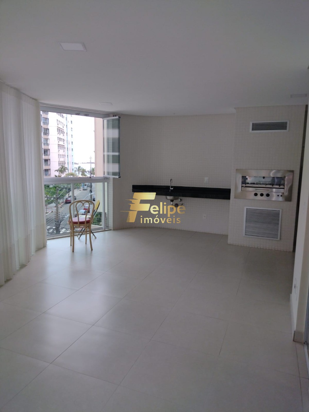 Apartamento à venda com 4 quartos, 150m² - Foto 1