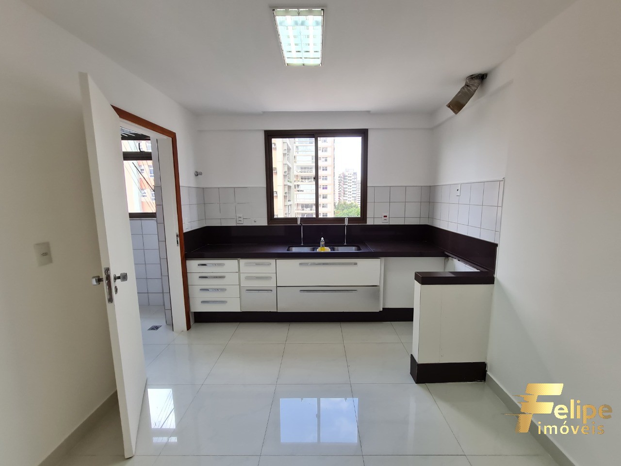 Apartamento à venda com 4 quartos, 180m² - Foto 29