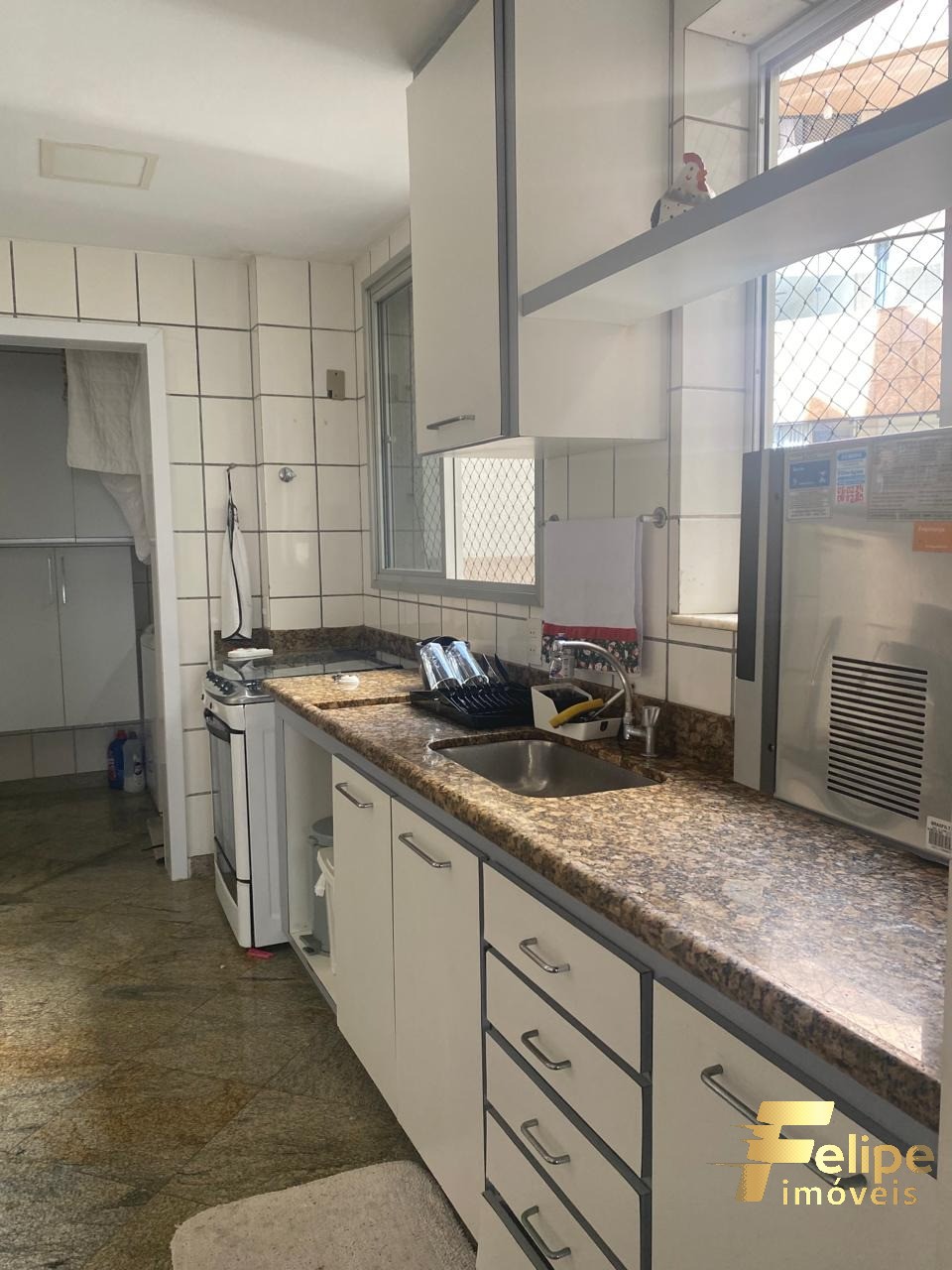 Apartamento à venda com 2 quartos, 100m² - Foto 3