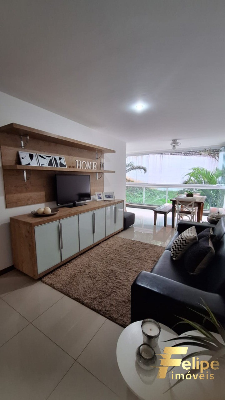 Apartamento à venda com 3 quartos, 107m² - Foto 2