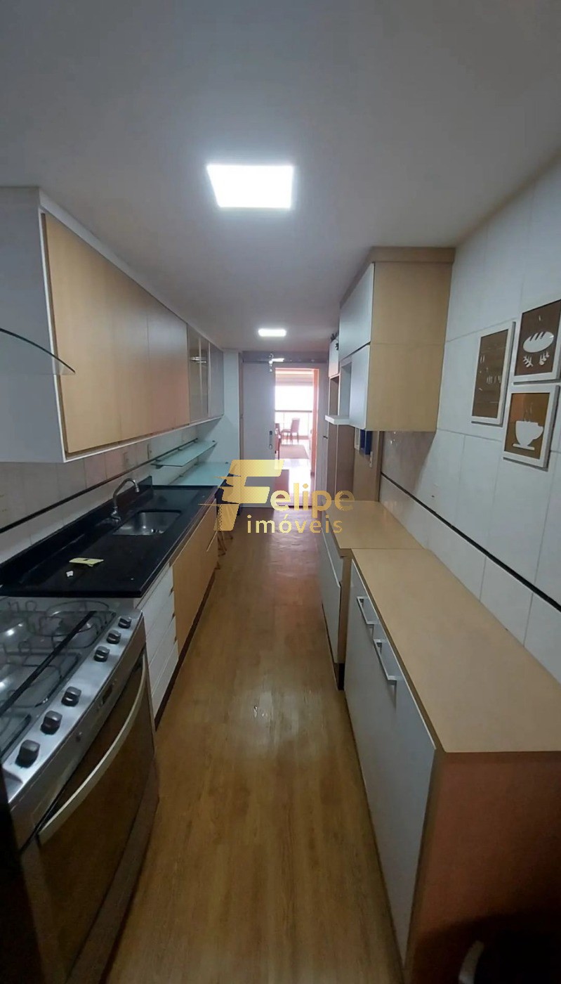 Apartamento à venda com 4 quartos, 239m² - Foto 3