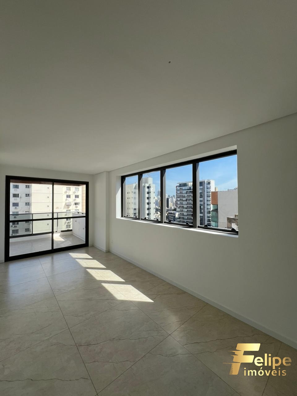 Apartamento à venda com 3 quartos, 100m² - Foto 9