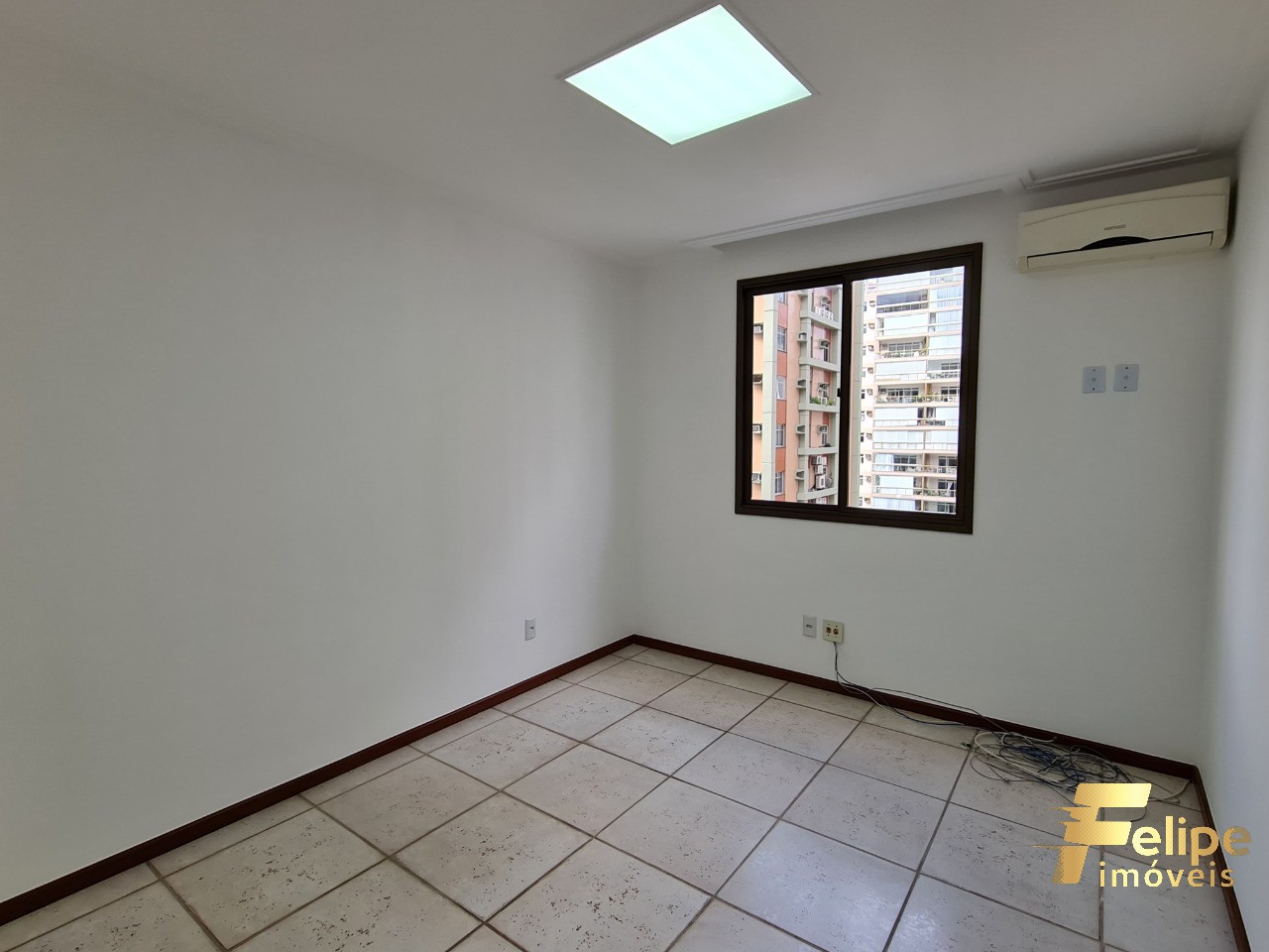 Apartamento à venda com 4 quartos, 180m² - Foto 32