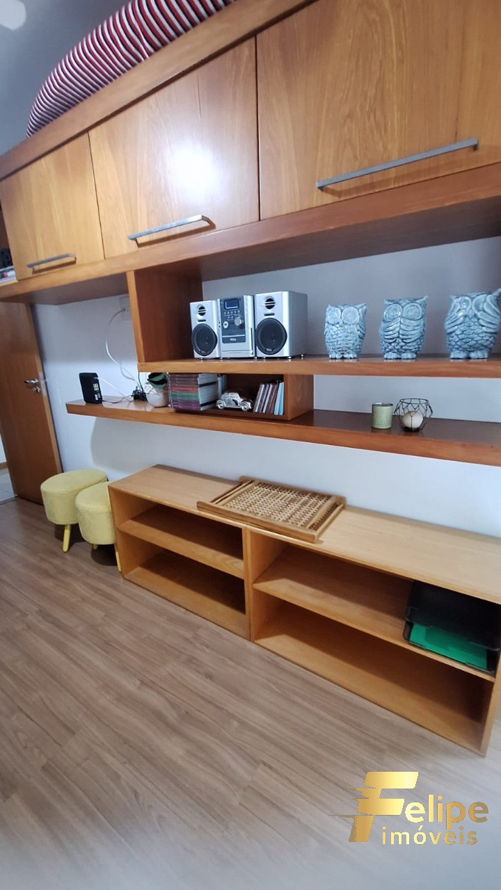 Apartamento à venda com 3 quartos, 107m² - Foto 3