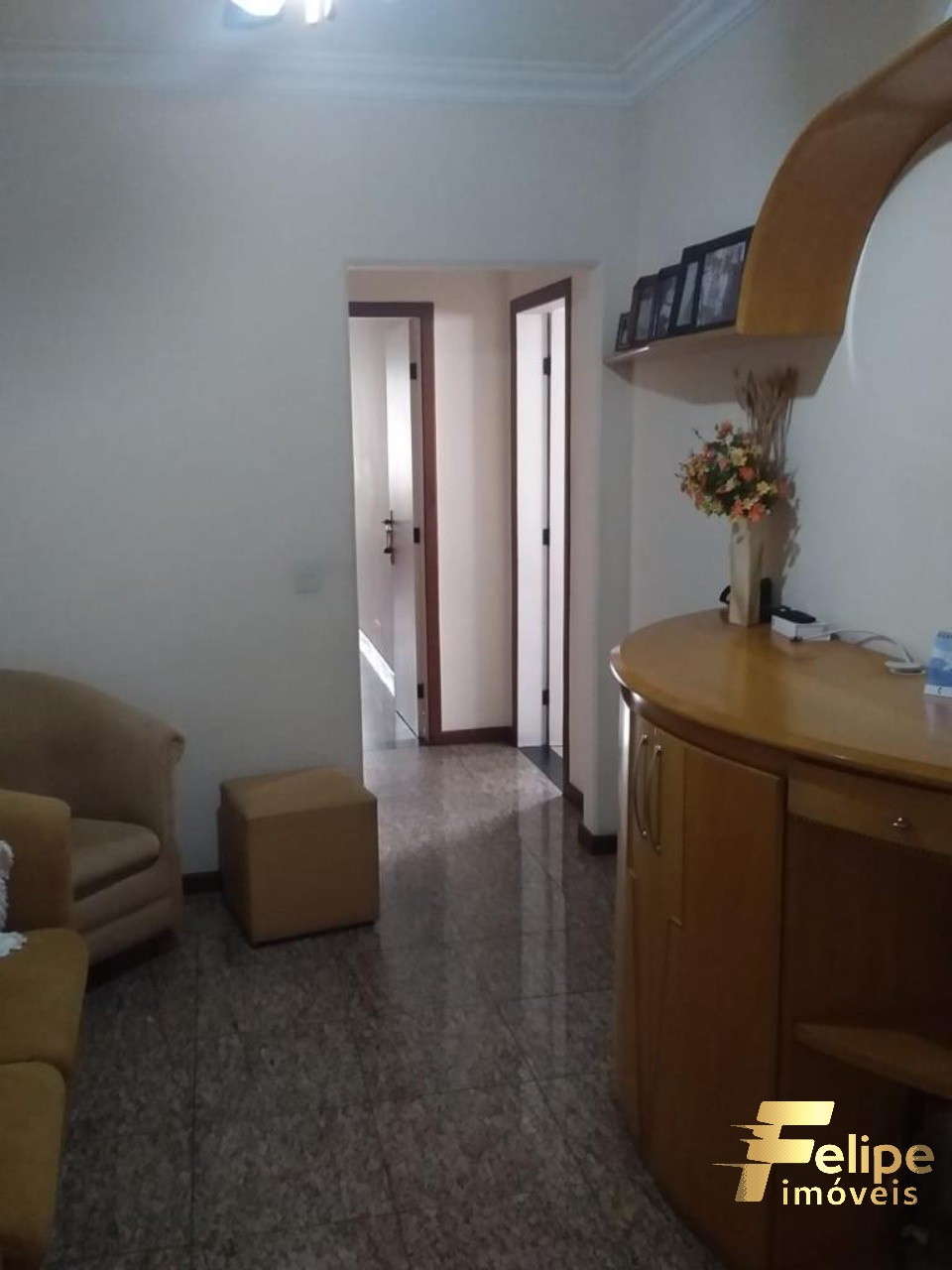 Apartamento à venda com 3 quartos, 140m² - Foto 2