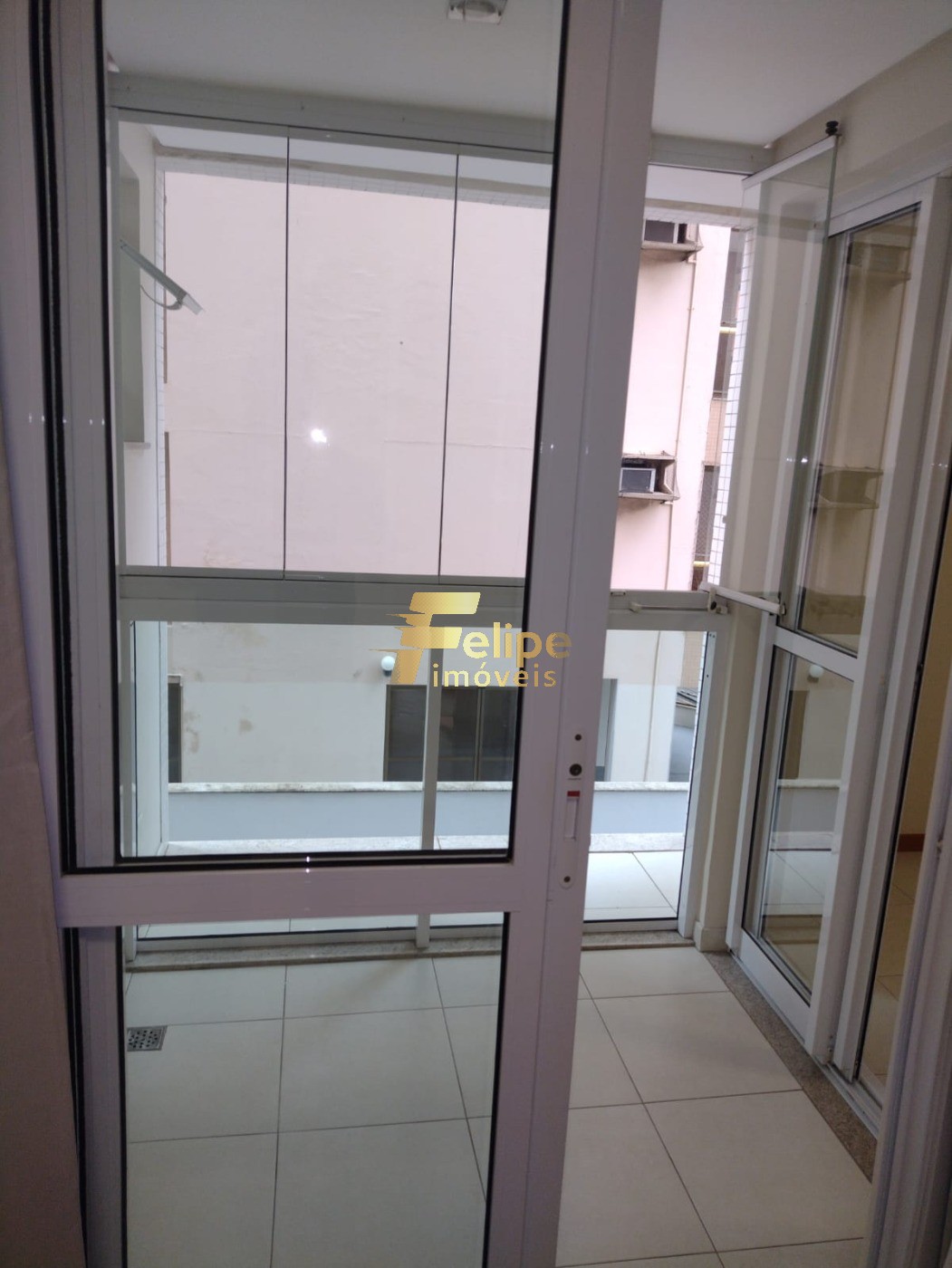 Apartamento à venda com 4 quartos, 150m² - Foto 10