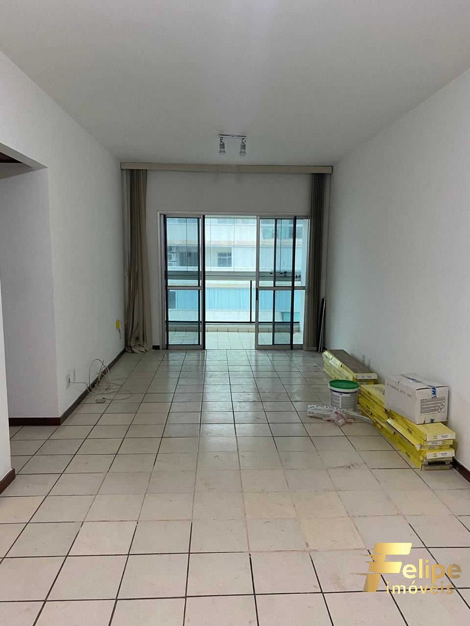 Apartamento à venda com 4 quartos, 160m² - Foto 7