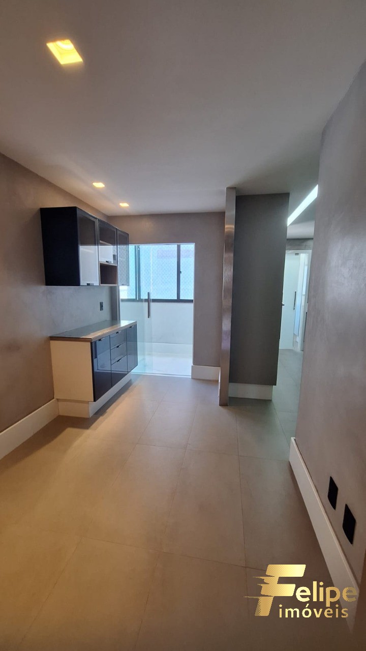 Apartamento à venda com 4 quartos, 240m² - Foto 28